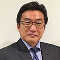 袖山 喜久造 氏