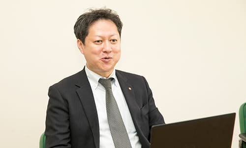 清和中央ホールディングス株式会社 情報システム部 情報システム課 課長 松井康之氏